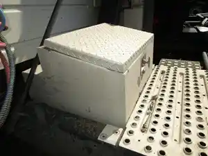 Used 2004 VOLVO VNL Tool Box (Stock #85857)) Part Image