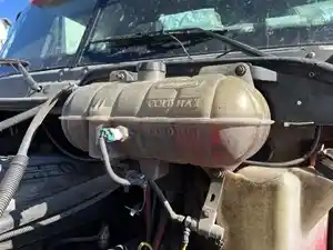 Used 2006 FREIGHTLINER ST120 Radiator Overflow Bottle (Stock #91139)) Part Image