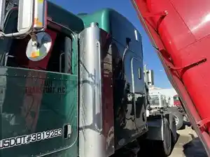 Used 2007 PETERBILT 378 Sleeper (Stock #93325)) Part Image