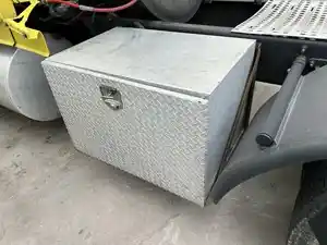 Used 2008 VOLVO VNL Tool Box (Stock #87735)) Part Image