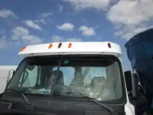 Used 2010 FREIGHTLINER CASCADIA 125 Sun Visor (Stock #85822)) Part Image