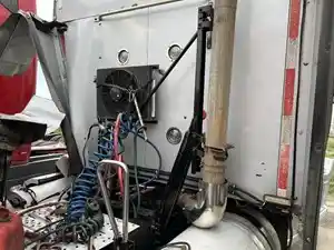 Used 2015 MACK CXU613 Bracket (Stock #89767)) Part Image