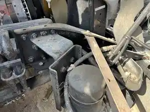 Used 2016 FREIGHTLINER CASCADIA 125 Bracket (Stock #93436)) Part Image