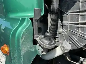 Used 2016 FREIGHTLINER CASCADIA 125 Bracket (Stock #88381)) Part Image
