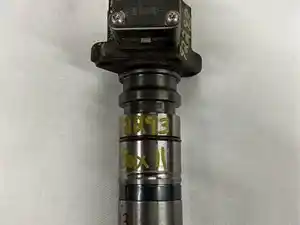 Used BOSCH Injector (Stock #92293)) Part Image