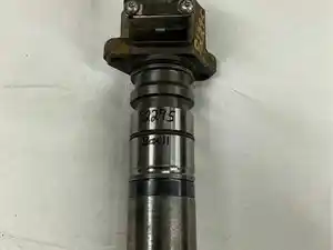 Used BOSCH Injector (Stock #92295)) Part Image