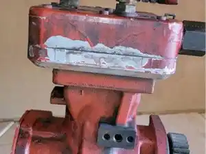 Used CUMMINS ISB Air Compressor Image