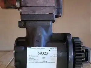 Used CUMMINS ISX Air Compressor Image