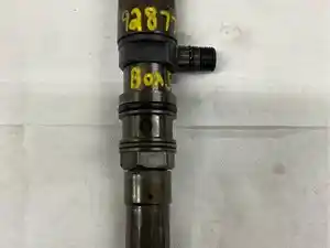 Used DETROIT DD13 Injector (Stock #92877)) Part Image