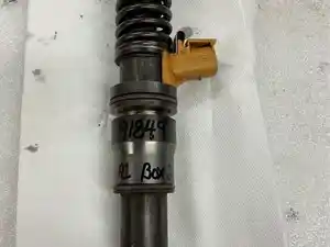 Used VOLVO D16 Injector (Stock #91849)) Part Image
