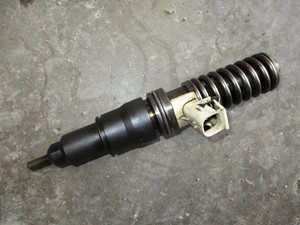 Used VOLVO D13 Injector Image