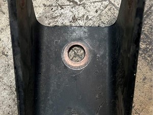 Used 2000 FREIGHTLINER COLUMBIA 120 Bracket (Stock #5129)) Part Image