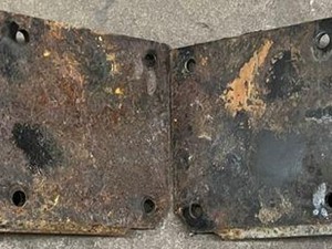 Used 2004 KENWORTH T800 Bracket (Stock #4473)) Part Image