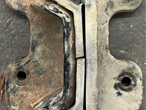 Used 2004 KENWORTH T800 Engine Mount (Stock #4505)) Part Image