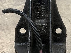 Used 2007 PETERBILT 386 Cab Mount (Stock #5261)) Part Image