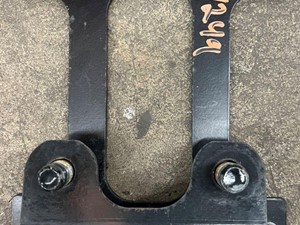 Used 2011 KENWORTH T8 Series Bracket (Stock #5251)) Part Image