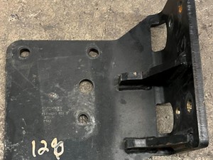 Used 2014 PETERBILT 579 Bracket (Stock #5197)) Part Image
