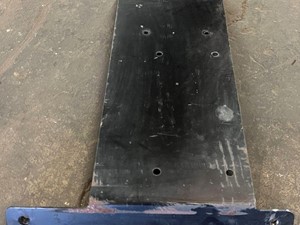 Used 2017 PETERBILT 320 Bracket (Stock #6132)) Part Image
