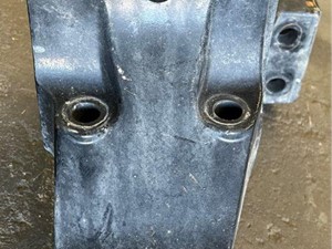 Used 2017 PETERBILT 579 Cab Mount (Stock #5615)) Part Image