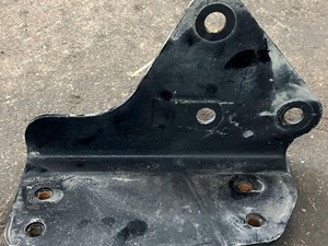 Used 2019 KENWORTH T680 Bracket (Stock #4876)) Part Image