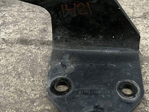 Used 2019 PETERBILT 567 Bracket (Stock #4992)) Part Image