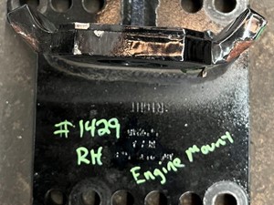 Used 2020 KENWORTH T400 Engine Mount (Stock #5854)) Part Image
