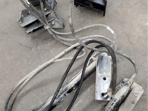 Used 2020 PETERBILT 520 Cab Mount (Stock #5092)) Part Image