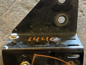 Used 2020 PETERBILT 579 Bracket Image