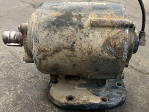Used 2001 MUNCIE CS8S- PTO (Stock #7230)) Part Image