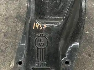Used 2013 KENWORTH T800 Cab Mount (Stock #7856)) Part Image