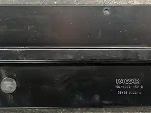 Used 2017 KENWORTH T680 Bracket (Stock #7562)) Part Image