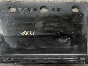 Used 2018 KENWORTH Bracket (Stock #8407)) Part Image