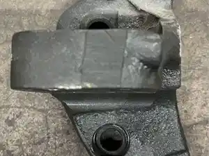 Used 2018 KENWORTH T680 Engine Mount (Stock #8402)) Part Image