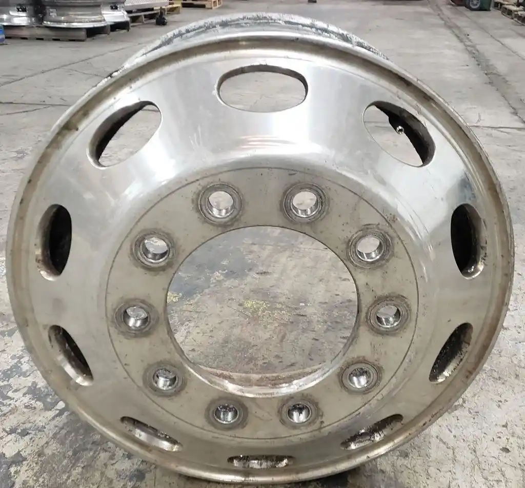 Used 2019 HUB PILOT 22.5 X 8.25 Wheel for sale Spokane Washington