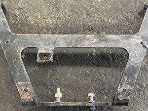 Used 2020 PETERBILT 579 Bracket Image