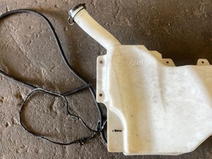 Used 2021 KENWORTH T400 Windshield Washer Reservoir (Stock #6451)) Part Image