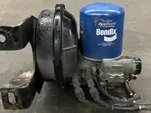 Used 2022 KENWORTH T880 Air Dryer (Stock #8866)) Part Image
