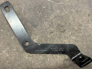 Used 2023 KENWORTH T680 Bracket (Stock #6622)) Part Image