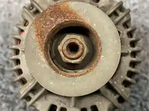 Used Alternator (Stock #8529)) Part Image