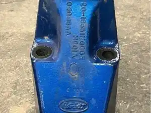 Used Cab Mount (Stock #7712)) Part Image