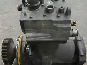 Used 2018 Wabco 912 218 0000 Air Compressor (Stock #7921)) Part Image
