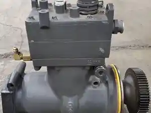 Used 2019 Wabco 912 218 0000 Air Compressor (Stock #8911)) Part Image