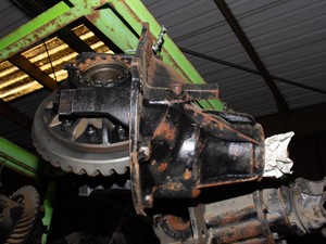 Rebuilt MERITOR 40-14X REAR Rear Rear (Tandem Rear or Single) (Stock #M-40-14X REAR2)) Part Image