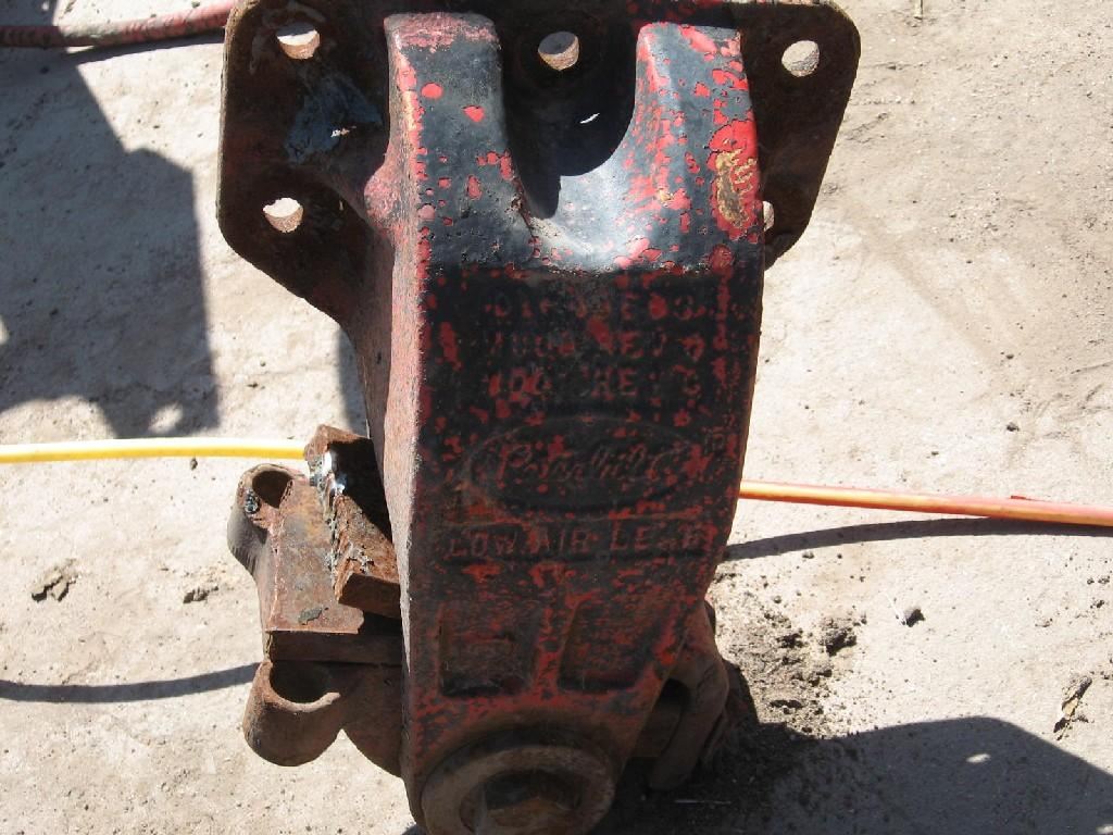 1996 PETERBILT 379 (Stock 319750) Springs, Rear Leaf Hanger TPI