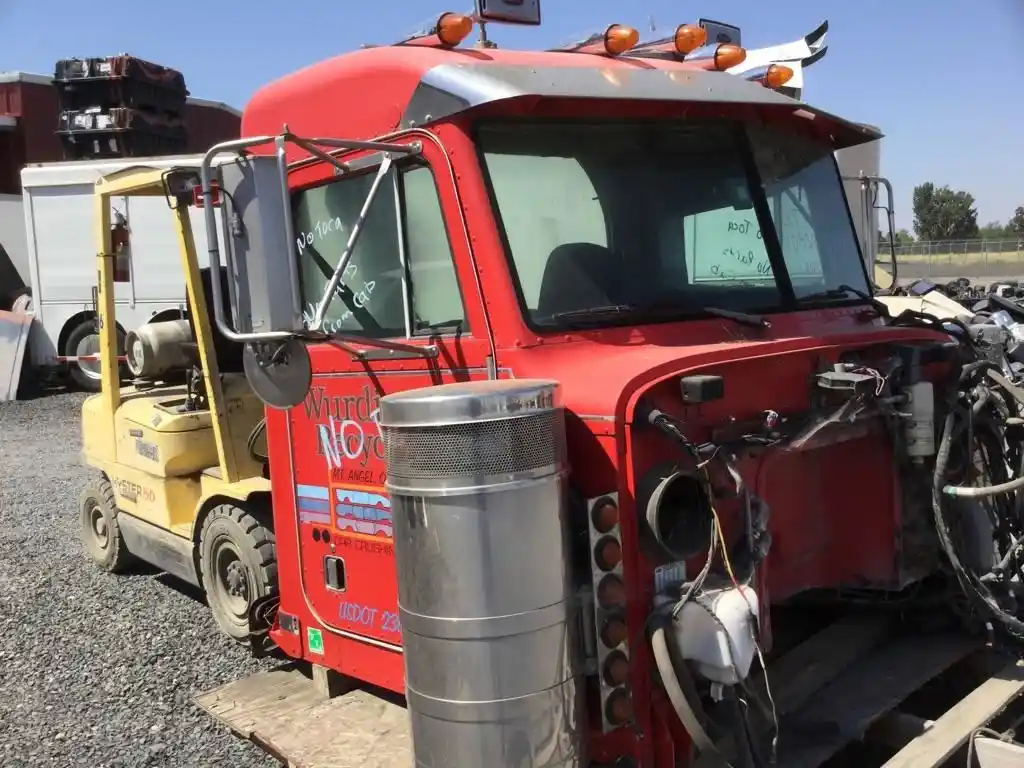 Used PETERBILT 379 Cab for sale Umatilla Oregon United States Cabs