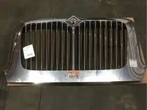 Used 2005 INTERNATIONAL 8600 Grille (Stock #1042785)) Part Image