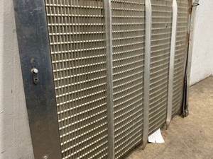 Used 1995 Kenworth T800 Grille (Stock #610-12658)) Part Image