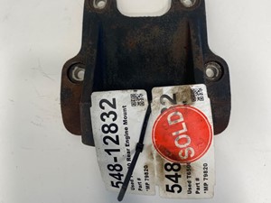 Used 2000 GMC T6500 Engine Mount (Stock #548-12832)) Part Image