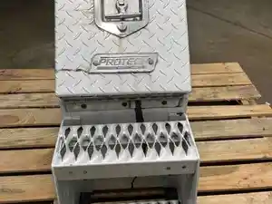 Used 2013 International Prostar Tool Box (Stock #693-10222)) Part Image
