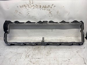 Used 2014 International Maxxforce 13 Valve Cover (Stock #568-10612)) Part Image